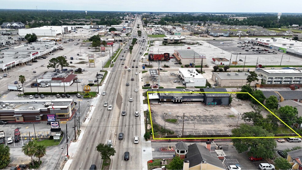 2427 FM 1960 Rd W, Houston, TX à vendre - Photo de l’immeuble – Image 3 sur 13