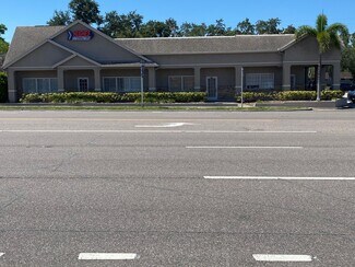 Plus de détails pour 2141 Main St, Dunedin, FL - Bureau/Local commercial à louer