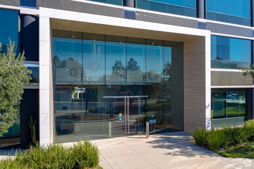 21250 hawthorne Blvd, Torrance, CA à louer - Photo principale – Image 1 sur 5