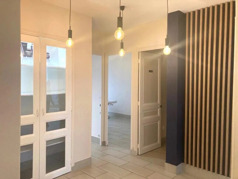 6 Rue Jean Daumas, Cannes à vendre - Photo de l’immeuble – Image 1 sur 1