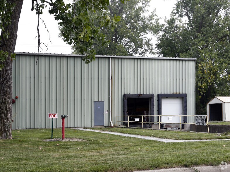1301 Progress Ave, Toledo, OH à vendre - Photo de l’immeuble – Image 3 sur 4