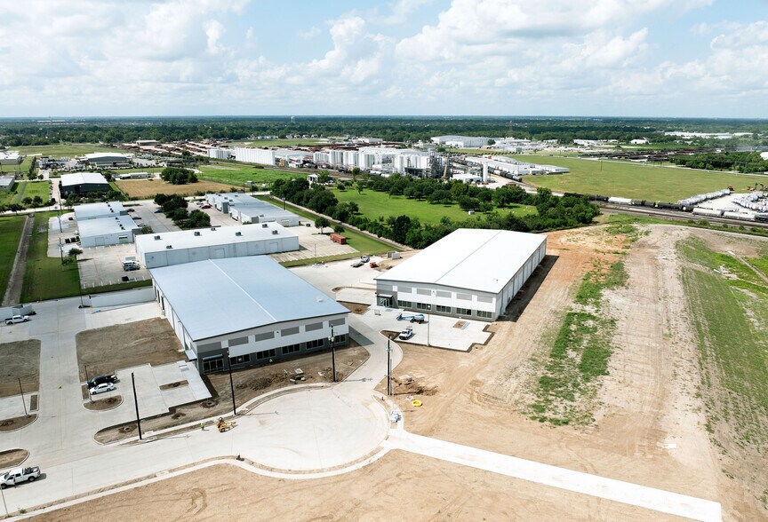 0 N Main St, Pearland, TX à louer - Photo de l’immeuble – Image 3 sur 9
