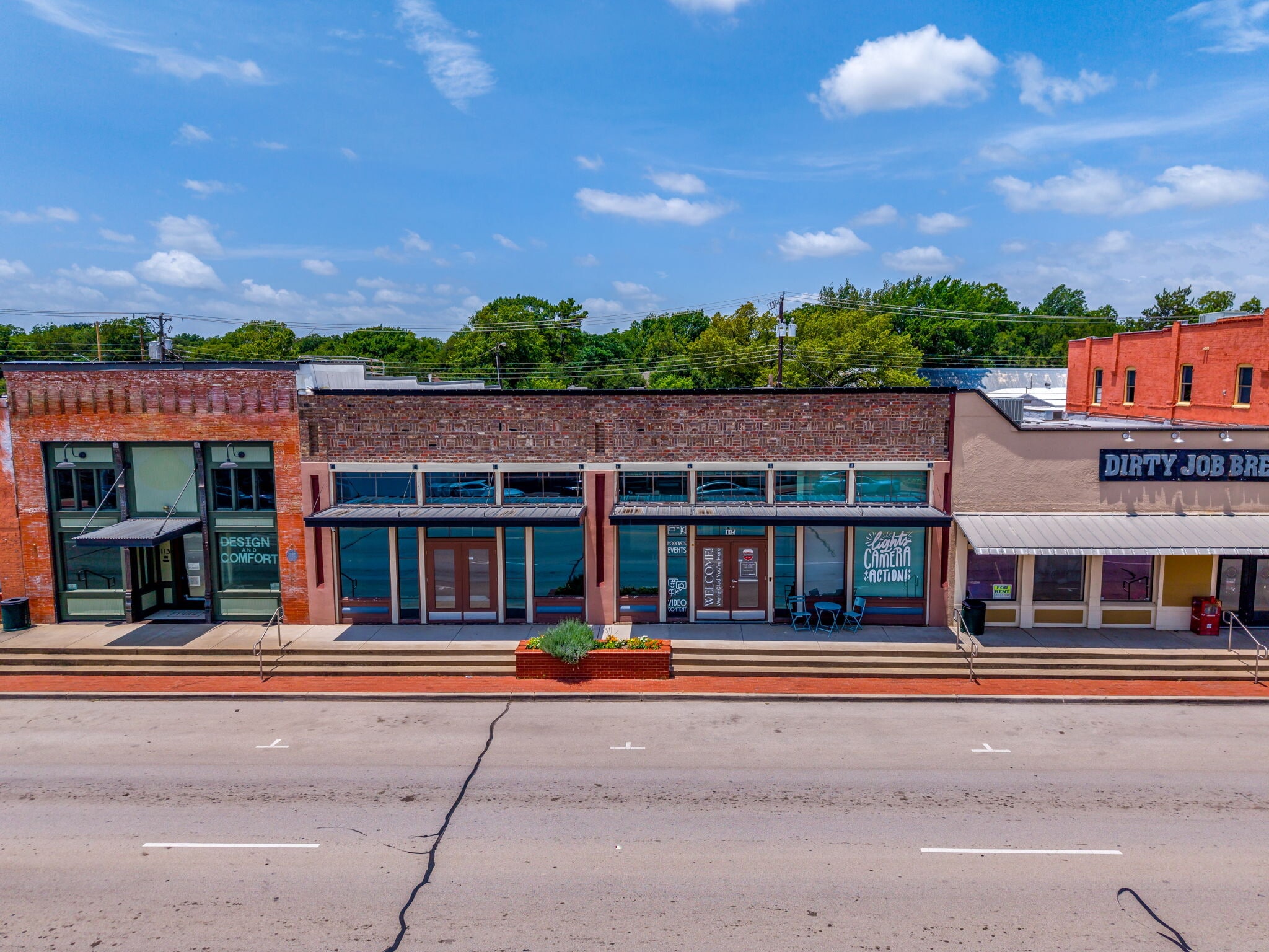 115 N Main St, Mansfield, TX à louer Photo intérieure– Image 1 sur 7