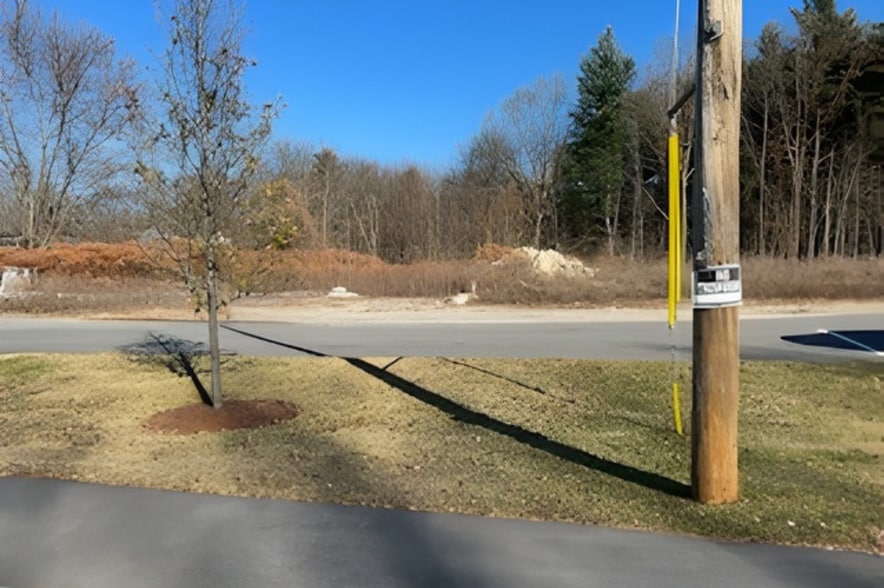 1905 Lakeview Ave, Dracut, MA à vendre - Autre – Image 2 sur 3
