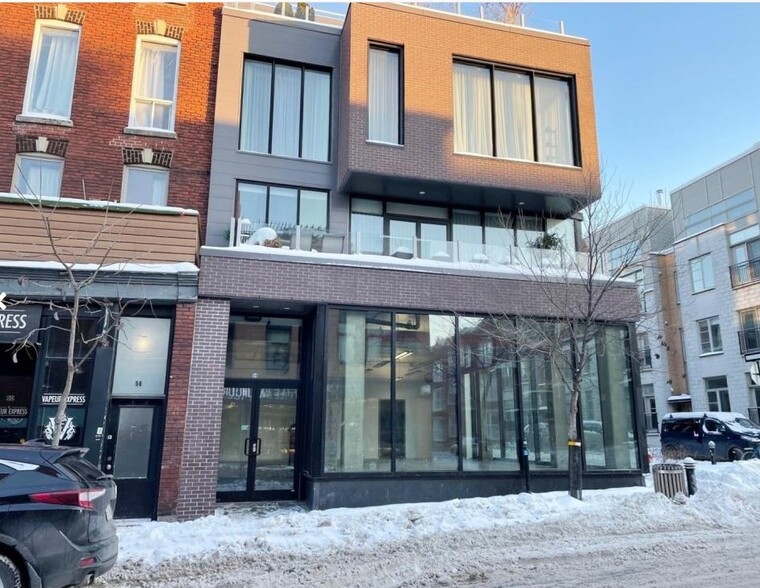 54 Av Du Mont-Royal E, Montréal, QC à louer - Photo de l’immeuble – Image 2 sur 3