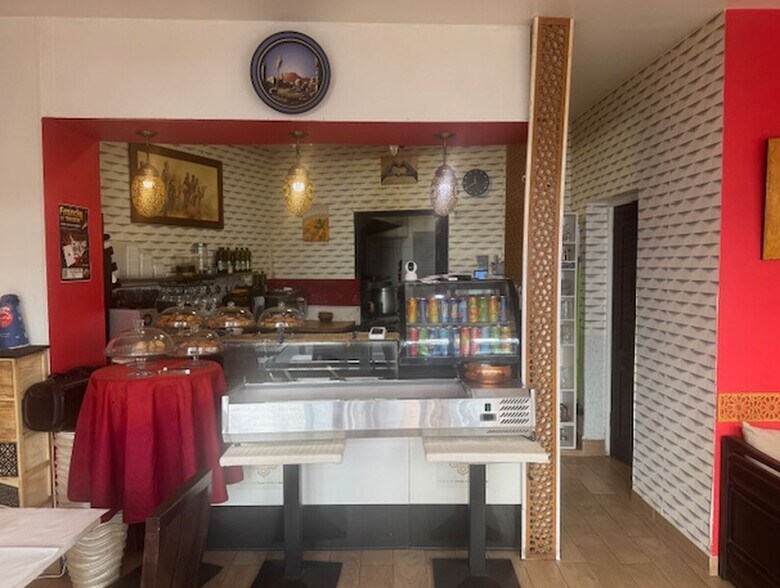 5 Rue Des Bas Rogers, Suresnes à louer - Photo de l’immeuble – Image 3 sur 12