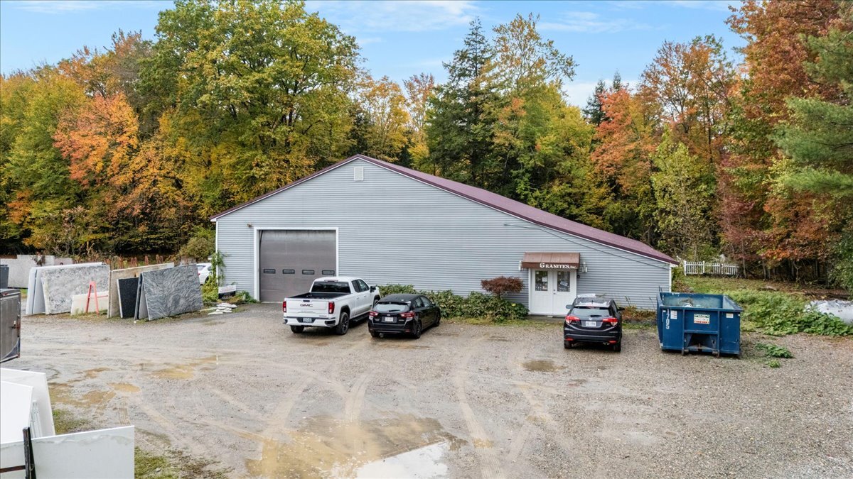 155 Ushers Rd, Round Lake, NY à vendre Photo principale– Image 1 sur 33