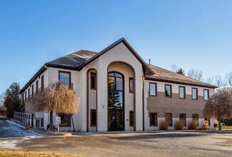 Plus de détails pour 4205 Charlar Dr, Holt, MI - Bureau à vendre