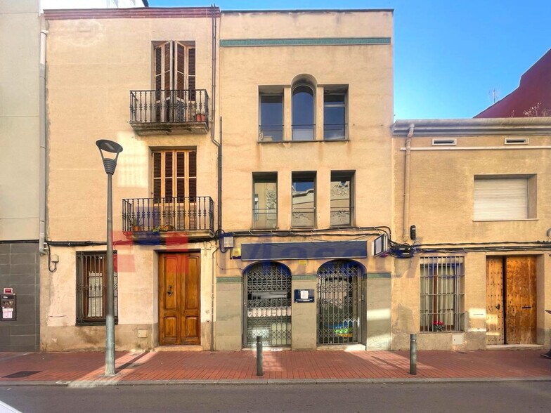 Bureau dans Terrassa, Barcelona à louer - Photo de l’immeuble – Image 1 sur 5