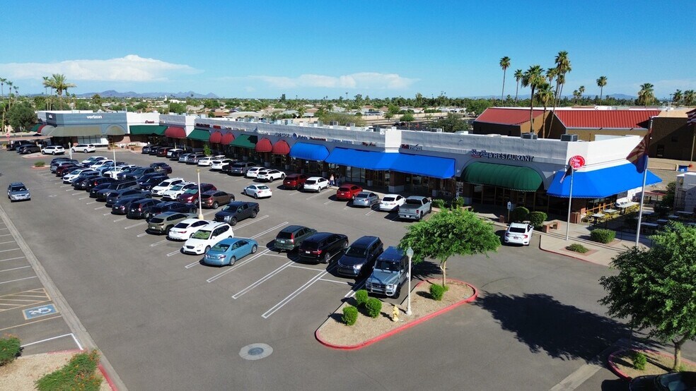 10001 W Bell Rd, Sun City, AZ à louer - Photo de l’immeuble – Image 3 sur 12