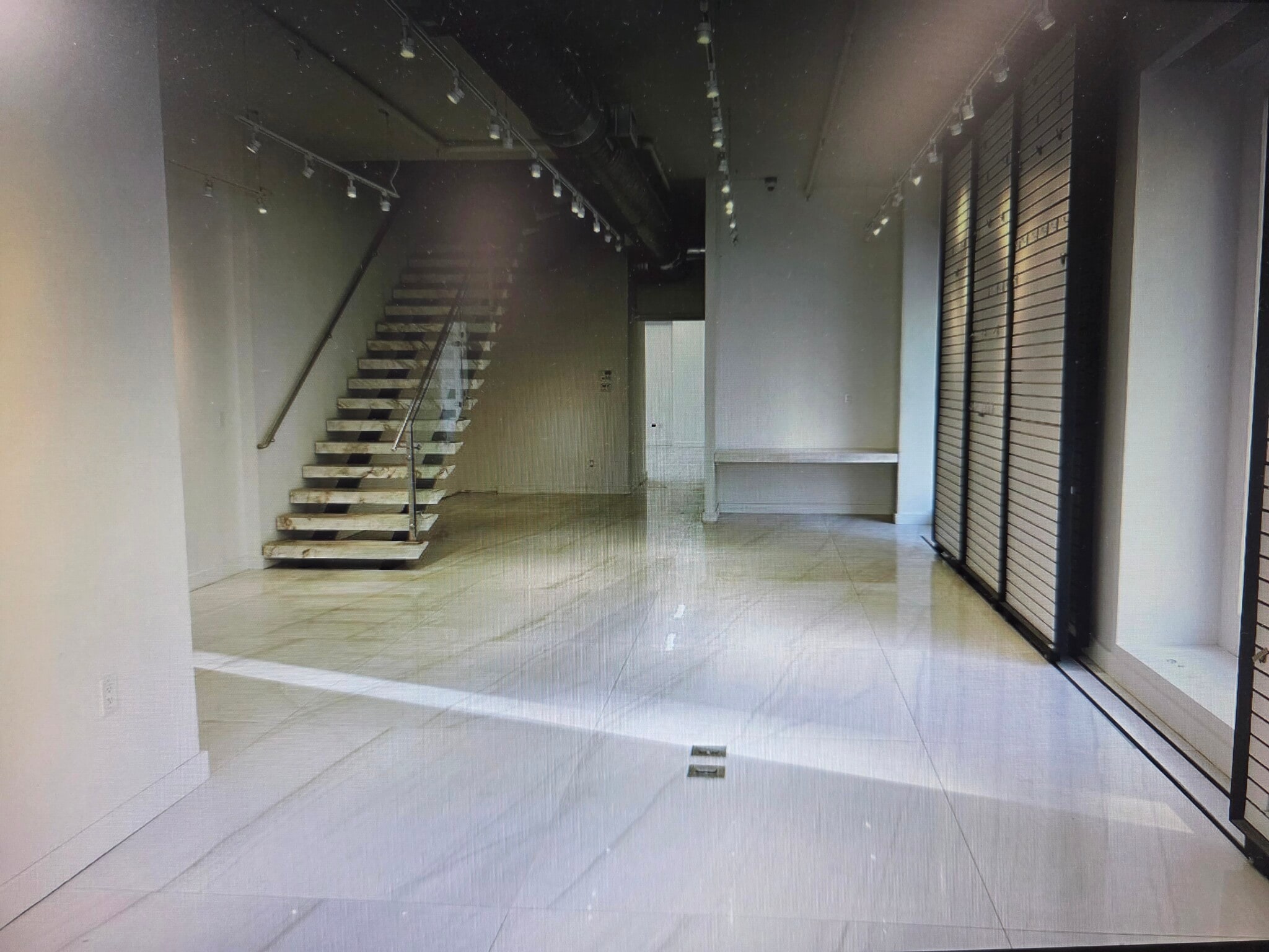 251-253 Fifth Ave, New York, NY à louer Photo intérieure– Image 1 sur 1