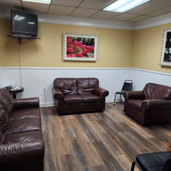 915 S Broad St, Scottsboro, AL à vendre - Photo intérieure – Image 2 sur 13