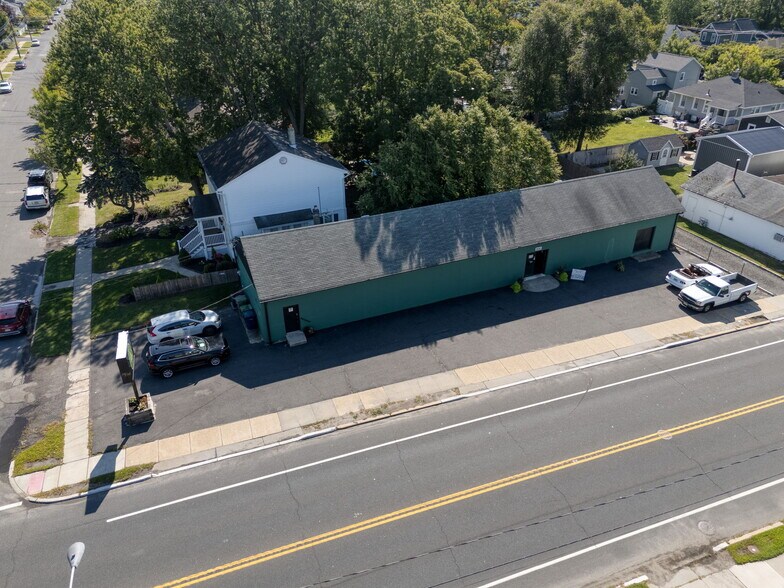 500 Rt-35 S, Neptune, NJ à vendre - Photo de l’immeuble – Image 2 sur 12
