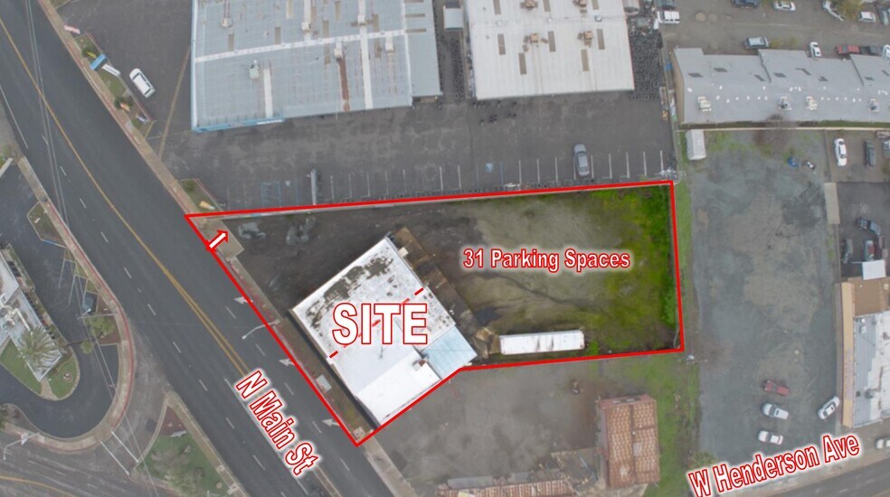 814 N Main St, Porterville, CA à louer - Photo de l’immeuble – Image 3 sur 10