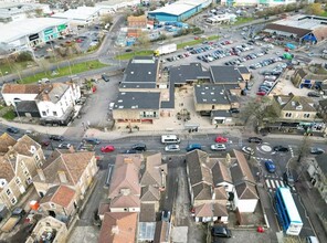 High St, Portishead à louer Photo de l’immeuble– Image 1 sur 1