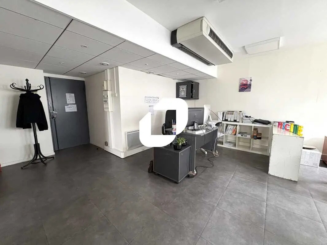 Bureau dans Lyon à louer Photo intérieure– Image 1 sur 12