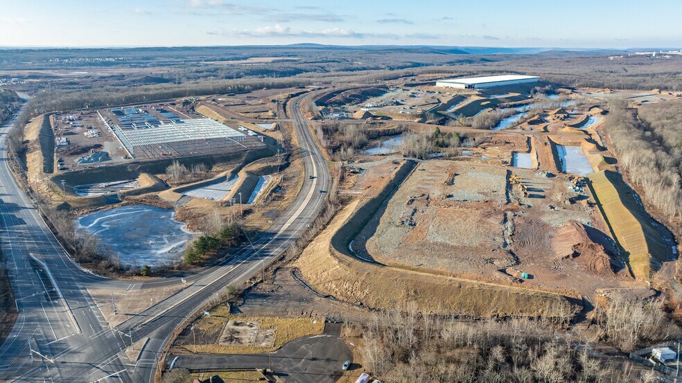 Route 424, Hazleton, PA à louer - Aérien – Image 2 sur 2
