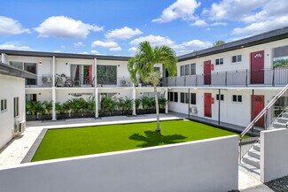 Plus de détails pour 14280 NE 6th Ave, North Miami, FL - Logement à vendre