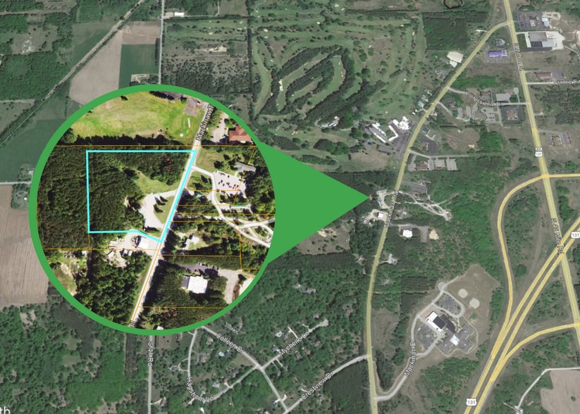 8072 S Mackinaw Trl, Cadillac, MI à vendre - Aérien – Image 2 sur 22