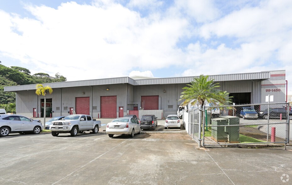 99-1450 Koaha Pl, Honolulu, HI à louer - Photo de l’immeuble – Image 3 sur 4