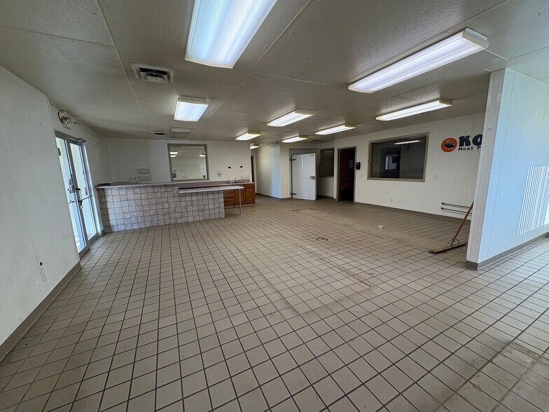810 Deal St, Highland, IL à vendre - Photo de l’immeuble – Image 2 sur 24