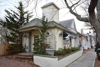 Plus de détails pour 42 Jobs Ln, Southampton, NY - Local commercial à louer