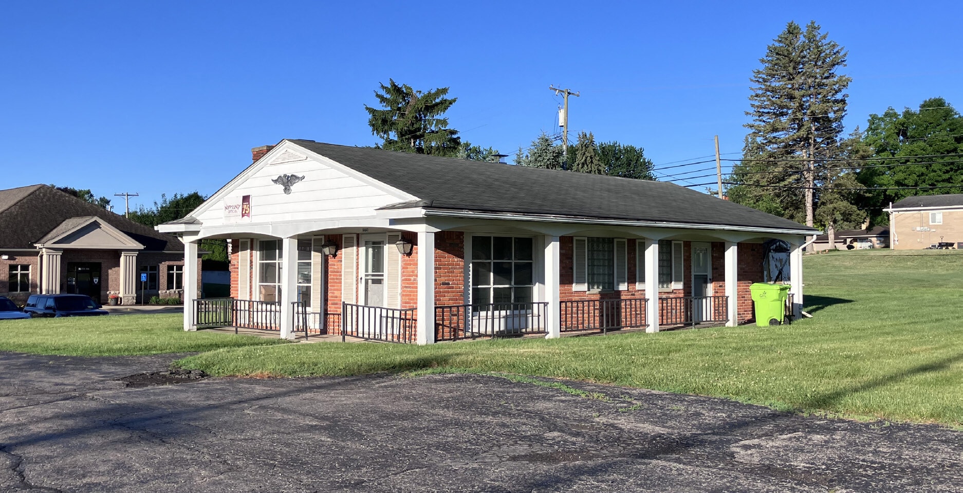 64641 Van Dyke Ave, Washington, MI à vendre Photo principale– Image 1 sur 4