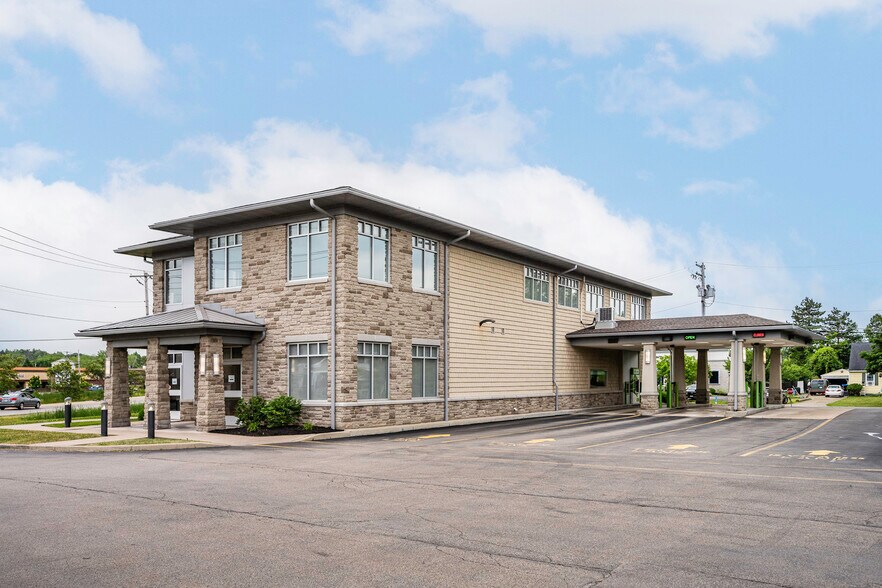 3020 Orchard Park Rd, Buffalo, NY à vendre - Photo de l’immeuble – Image 2 sur 87