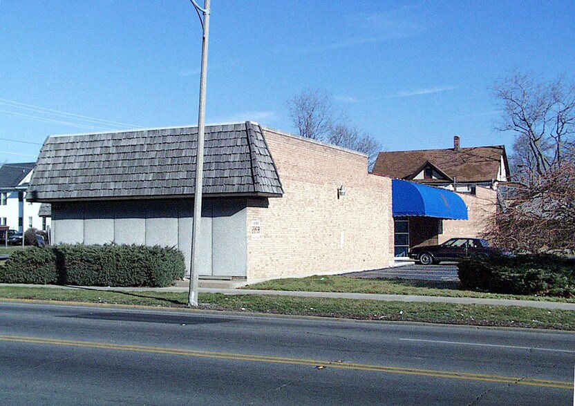 323 W Galena Blvd, Aurora, IL à louer - Autre – Image 2 sur 7