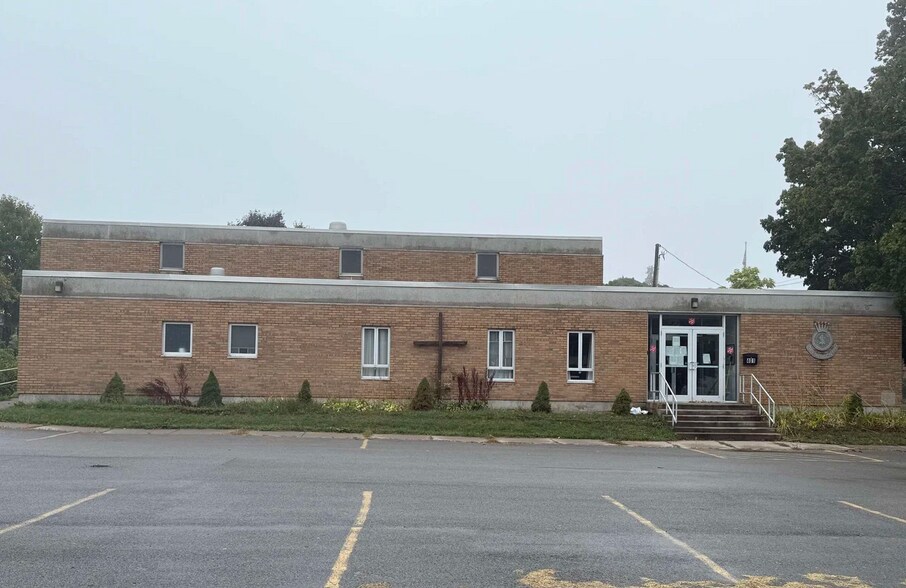 401 Franklin St, Ogdensburg, NY à vendre - Photo de l’immeuble – Image 2 sur 11