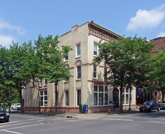 Plus de détails pour 17 1st St, Troy, NY - Bureau à louer