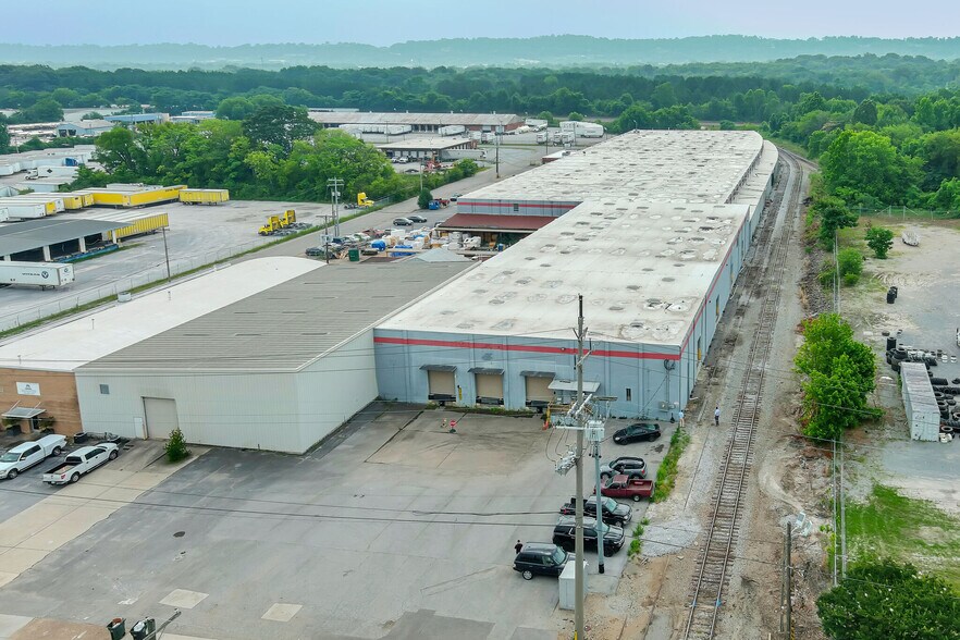 164 W 31st St, Chattanooga, TN à louer - Photo de l’immeuble – Image 1 sur 29
