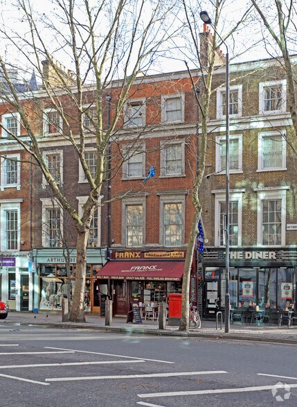 192 Shaftesbury Ave, Londres à vendre - Photo principale – Image 1 sur 2