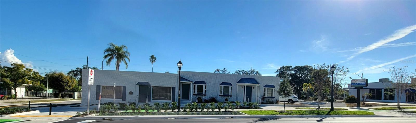 1275 Cleveland St, Clearwater, FL à louer Photo intérieure– Image 1 sur 2