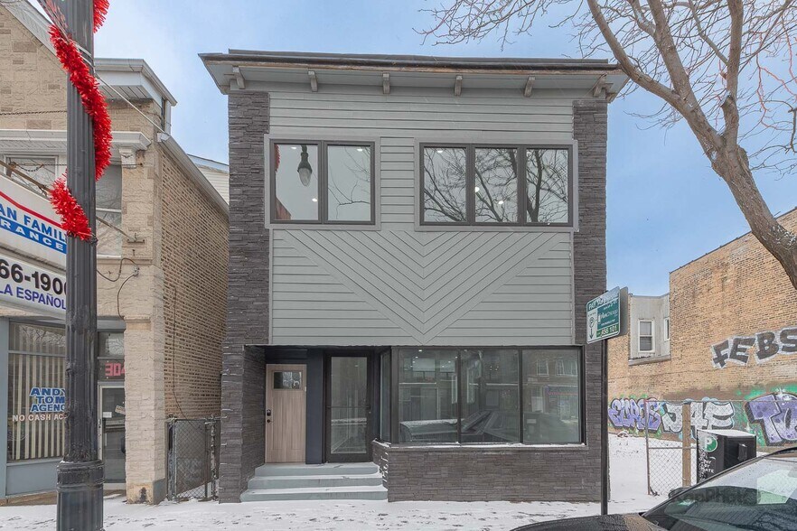 3044 W Irving Park Rd, Chicago, IL à vendre - Photo principale – Image 1 sur 37