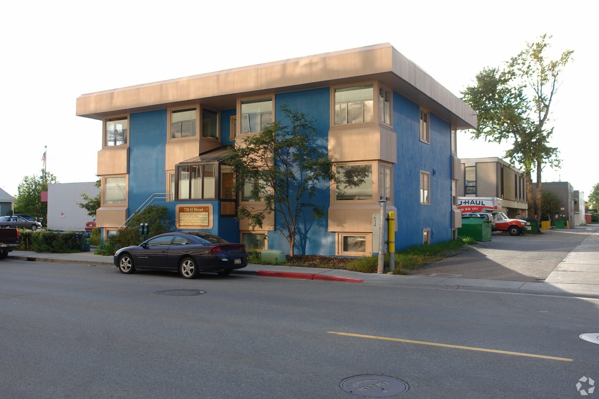 738 H St, Anchorage, AK à louer Photo principale– Image 1 sur 3