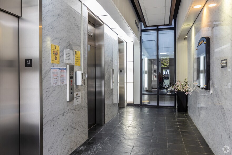 450 N Park Rd, Hollywood, FL à louer - Hall d’entrée – Image 3 sur 13