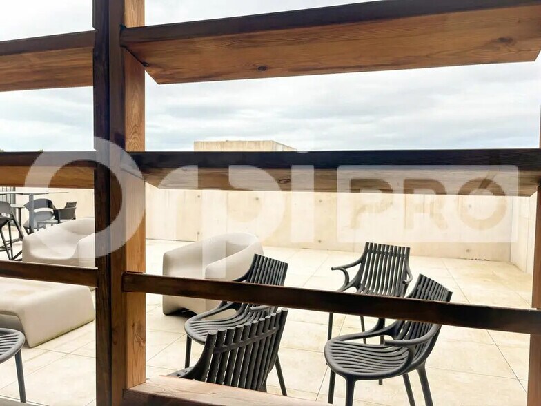 Bureau dans Bénesse-Maremne à louer - Photo de l’immeuble – Image 2 sur 3