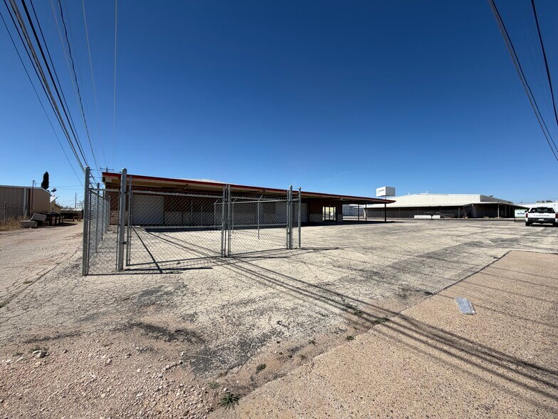 1720 E 7th St, Odessa, TX à louer - Photo principale – Image 1 sur 57