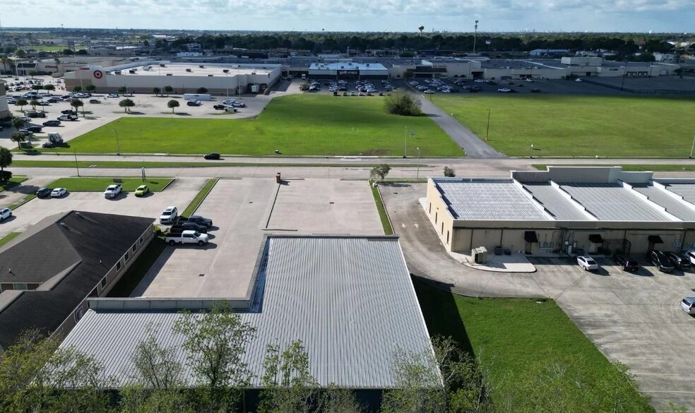 3180 Central Mall Dr, Port Arthur, TX à vendre - Aérien – Image 3 sur 33