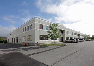 Plus de détails pour 10557 Keele St, Vaughan, ON - Local d’activités à vendre