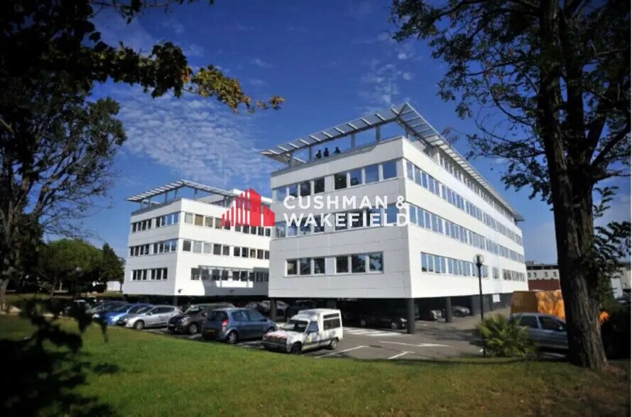 Bureau dans Labège à louer - Photo de l’immeuble – Image 3 sur 18