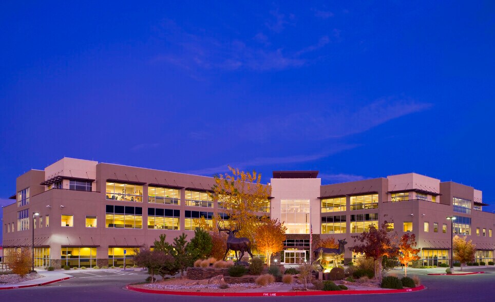 3900 Masthead St NE, Albuquerque, NM à louer - Photo de l’immeuble – Image 3 sur 4
