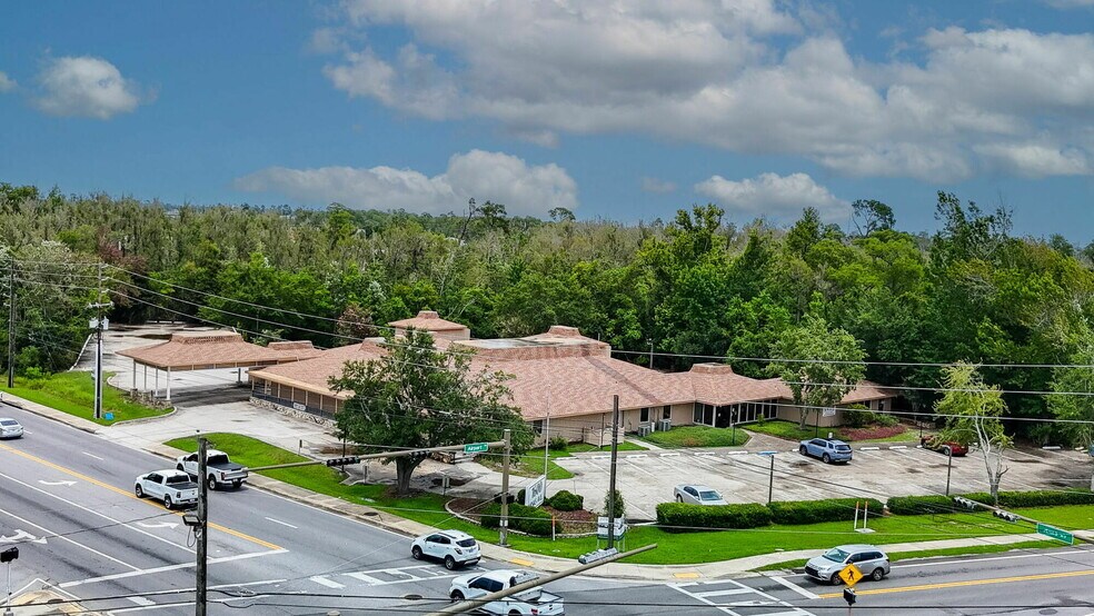 1600 Jenks Ave, Panama City, FL à vendre - Photo de l’immeuble – Image 1 sur 72