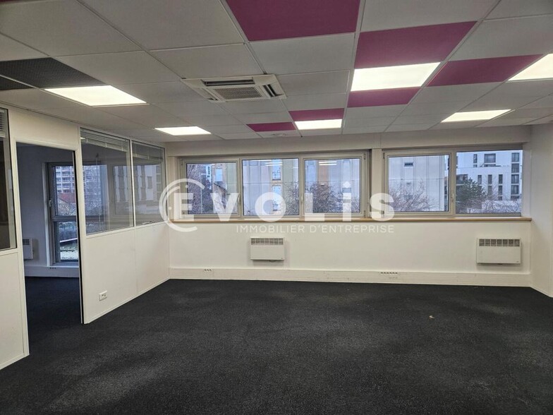 Bureau dans Palaiseau à louer - Photo intérieure – Image 2 sur 19
