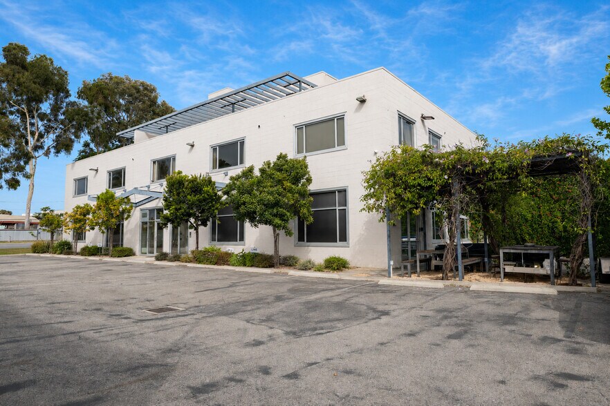 1538 20th St, Santa Monica, CA à louer - Photo de l’immeuble – Image 1 sur 26