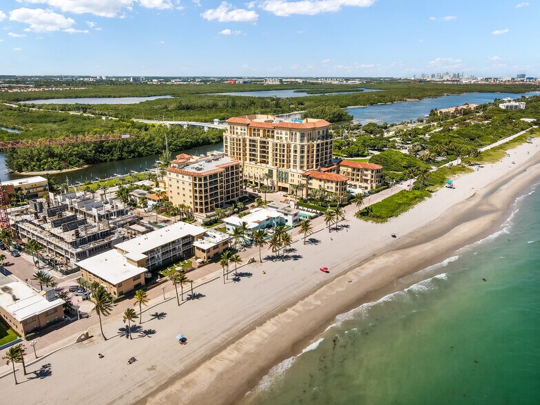 3405 N Ocean Dr, Hollywood, FL à vendre - Photo de l’immeuble – Image 2 sur 27