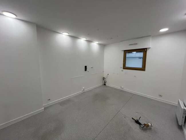 Plus de détails pour 85 Rue De Tocqueville, Paris - Bureau à louer