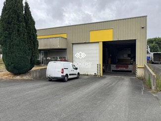 Plus de détails pour Local d'activités à louer