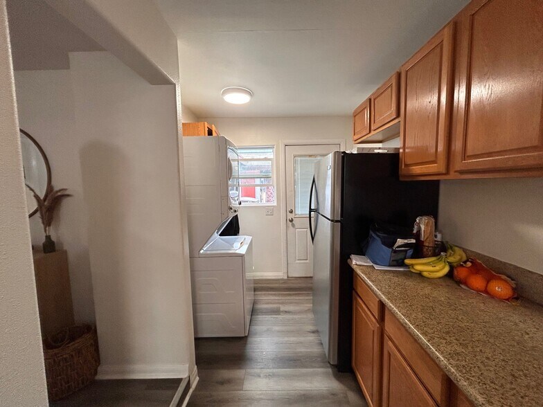 1729 E Ocean Ave, Ventura, CA à vendre - Photo de l’immeuble – Image 2 sur 11
